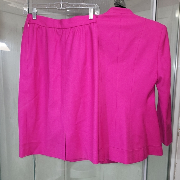 Vintage Glam 2 piece suit Avant Garde - Picture 5 of 9